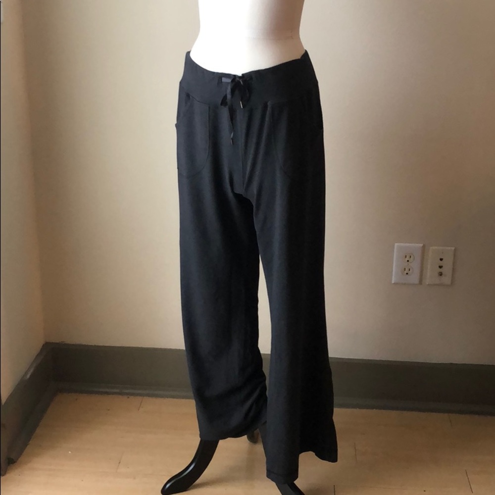 Lululemon Charcoal Gray Yoga Pants